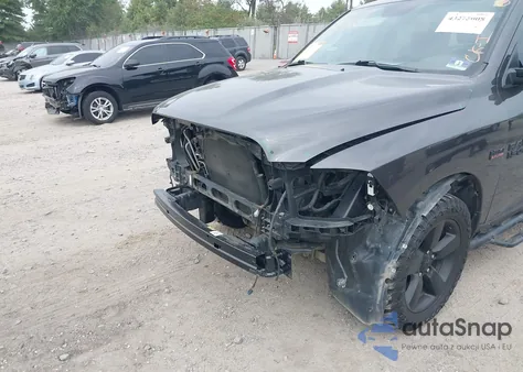 2017 Ram 1500 Express 4X2 5'7 Box z USA, uszkodzony, nr VIN 1C6RR6KT1HS763501